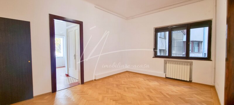 Piata Romana, Piata Lahovary, Dionisie Lupu, apartament cu 4 camere 132 mp