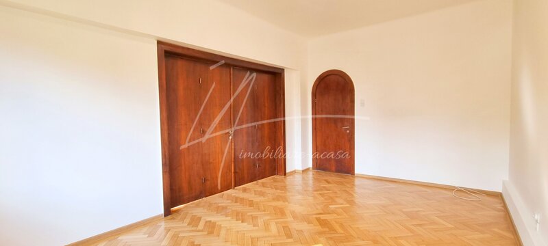 Piata Romana, Piata Lahovary, Dionisie Lupu, apartament cu 4 camere 132 mp