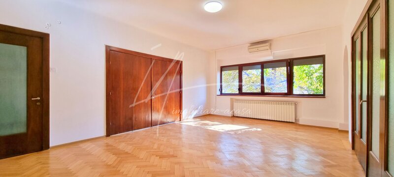 Piata Romana, Piata Lahovary, Dionisie Lupu, apartament cu 4 camere 132 mp